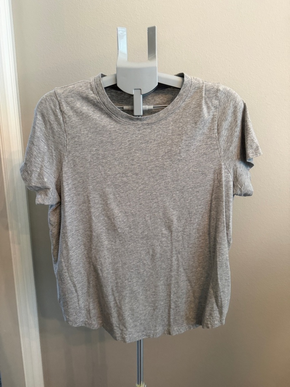 Madewell Heather Gray Short Sleeve Crewneck Tee - Picture 3 of 8